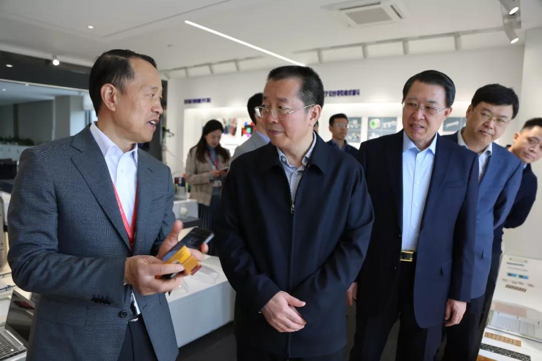 威海市委常委、市紀(jì)委書記、市監(jiān)委主任傅遜到聯(lián)橋集團(tuán)調(diào)研