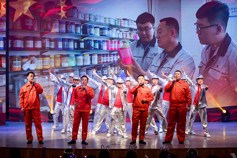歡欣鼓舞迎新春，滿懷豪情攀高峰 | 聯(lián)橋集團2020迎新春聯(lián)歡晚會激情開演(圖35)