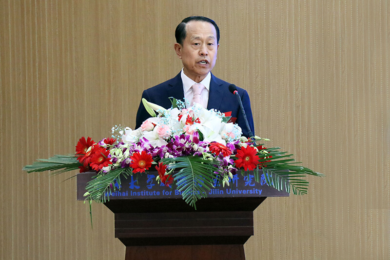聯(lián)橋集團黨委書記、董事長慕镕鍵當選為吉林大學威海校友會首任會長(圖8)